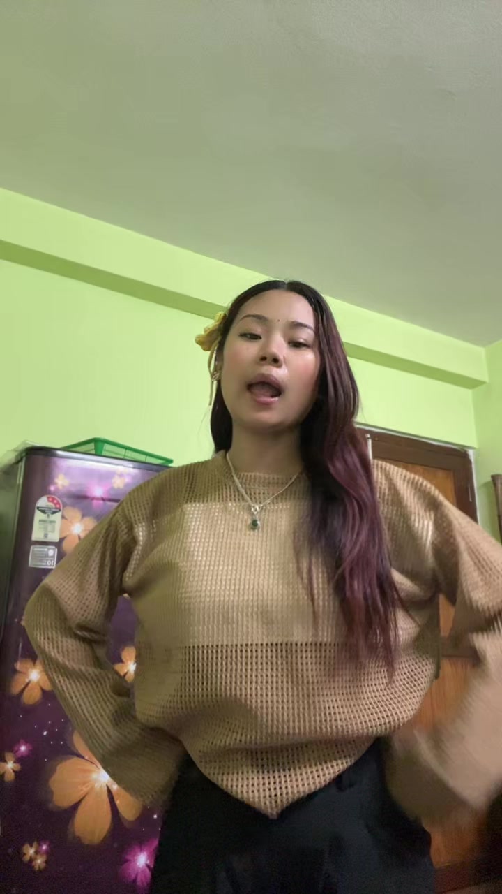 @सलिना 💜🍒