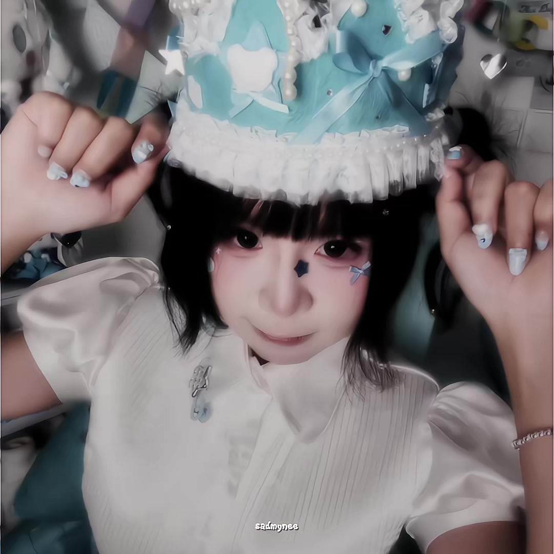 @sadmynee