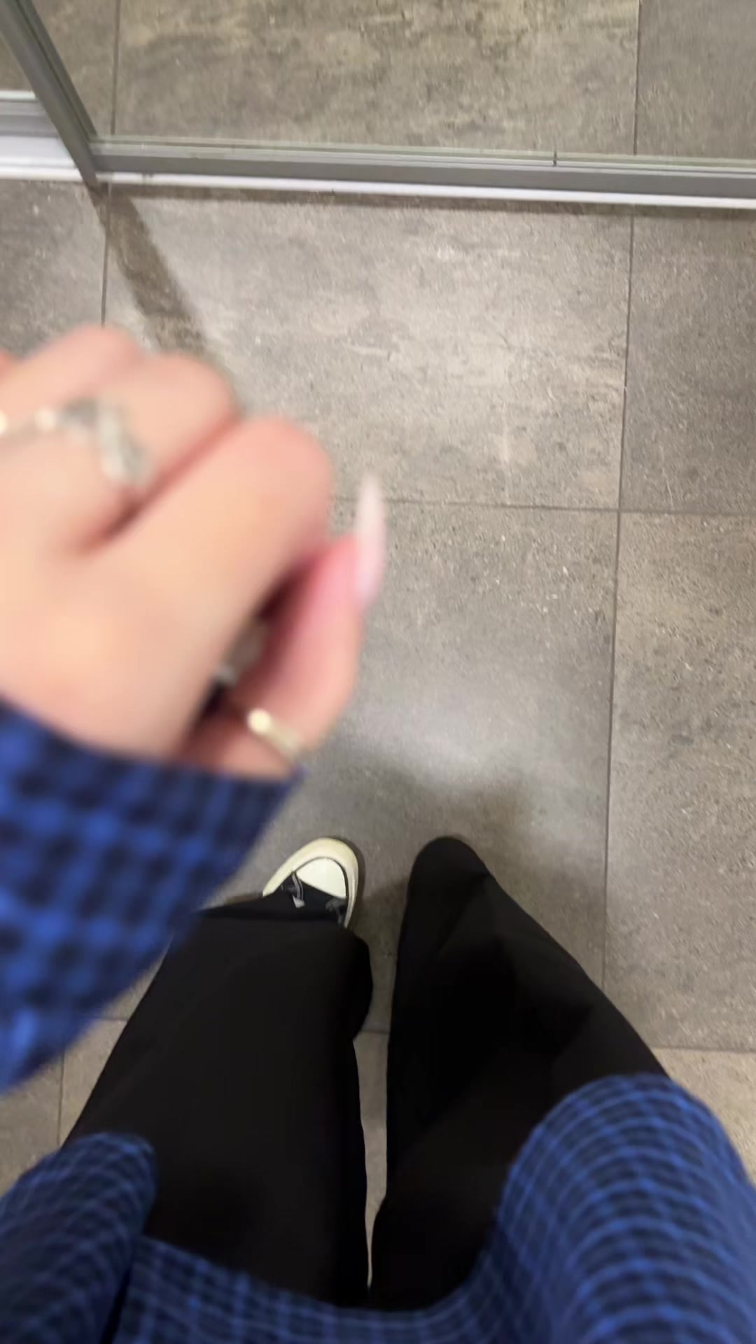 @alikakond