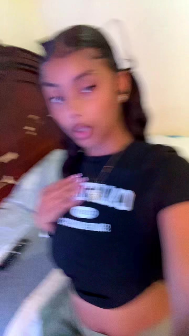 @Yeilyn Garc&iacute;a 👀🥶😍