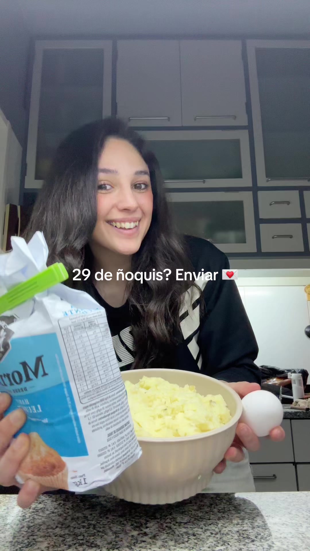 @agosriquelmeee
