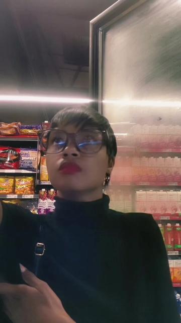 @Lolly_The Hipster0894