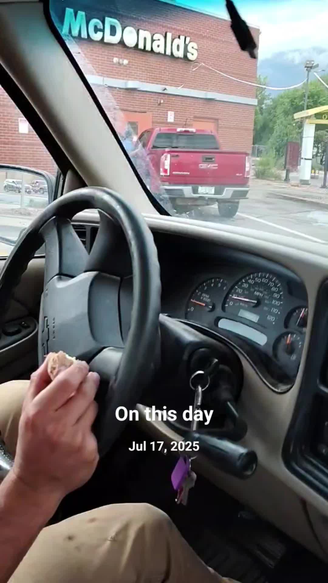 @Via👻👾🎮