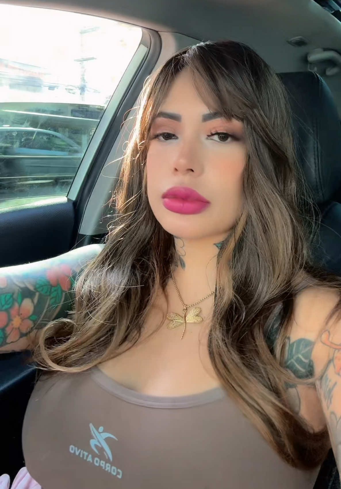 @Baronesa