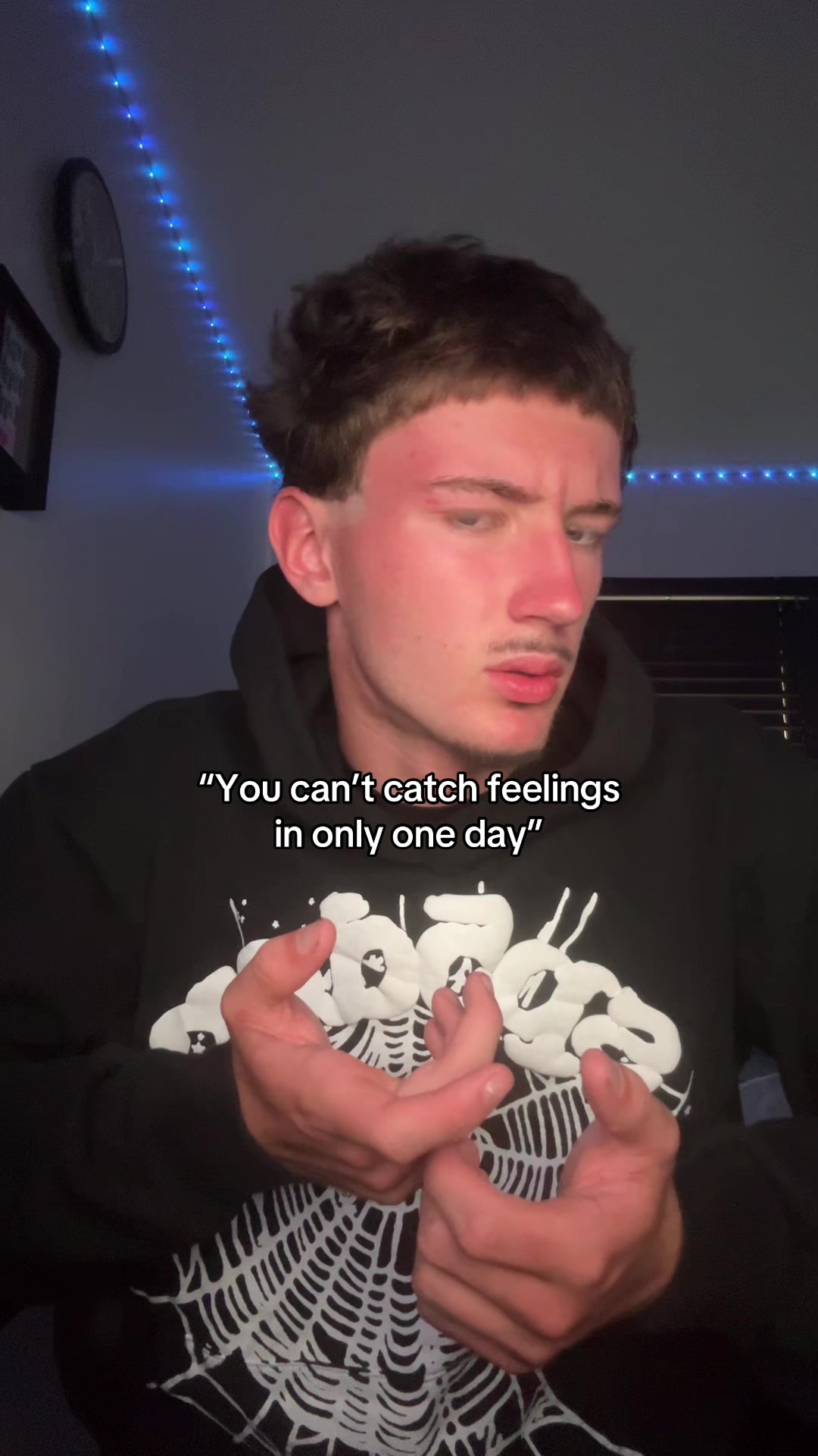 @𝐉𝟐𝐑