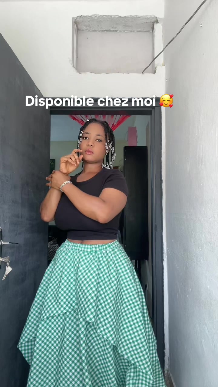 @Reinepariss01
