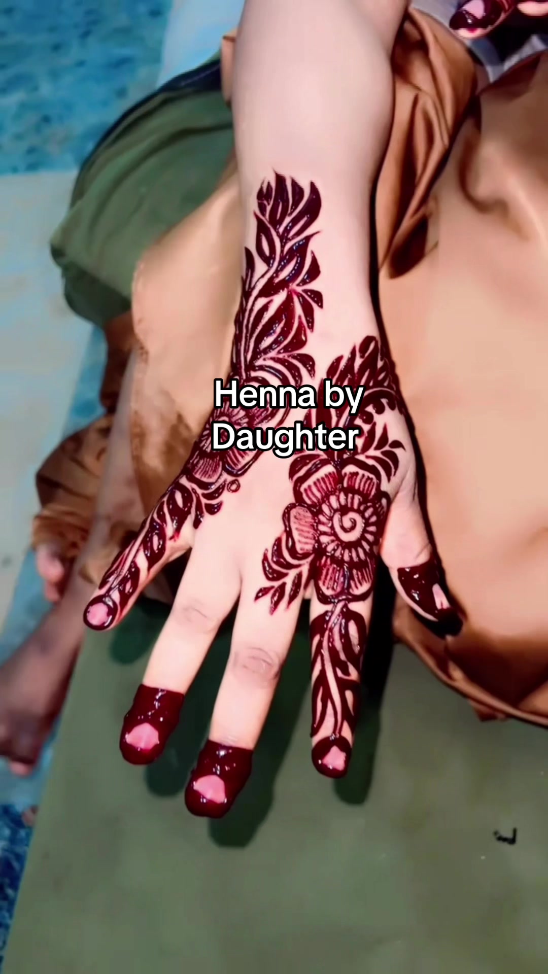 @hennabydaughter2
