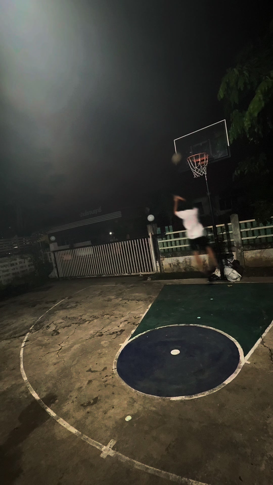 @โท