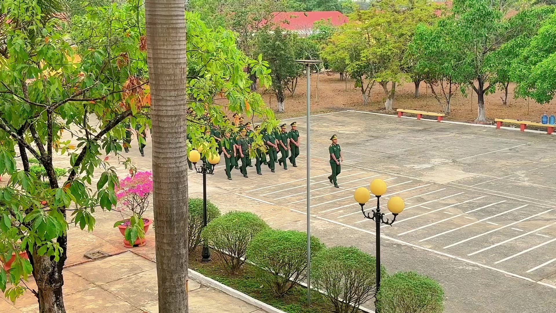 @HầU QuẾ💥