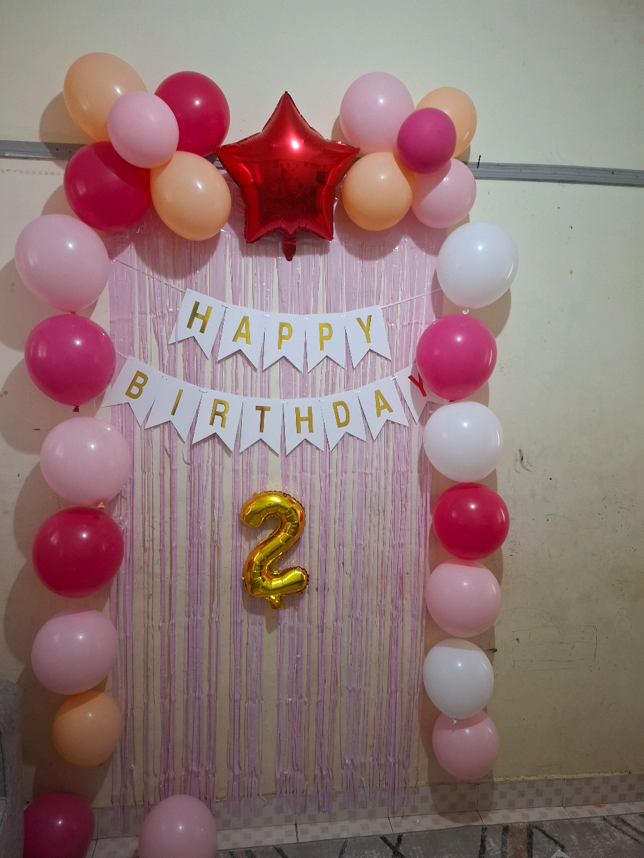@Pauline party shop