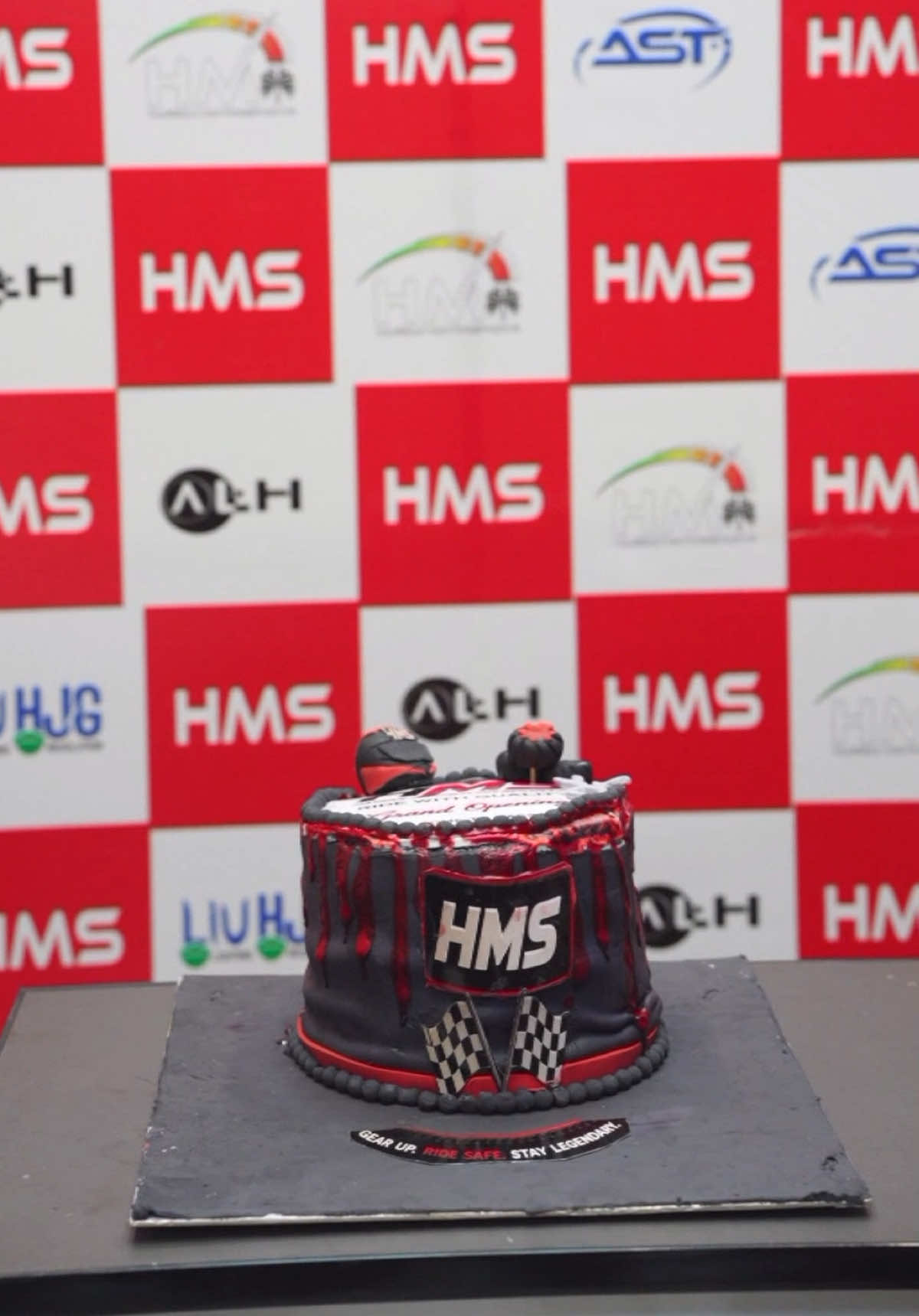 @Hassan Motorsports&reg;