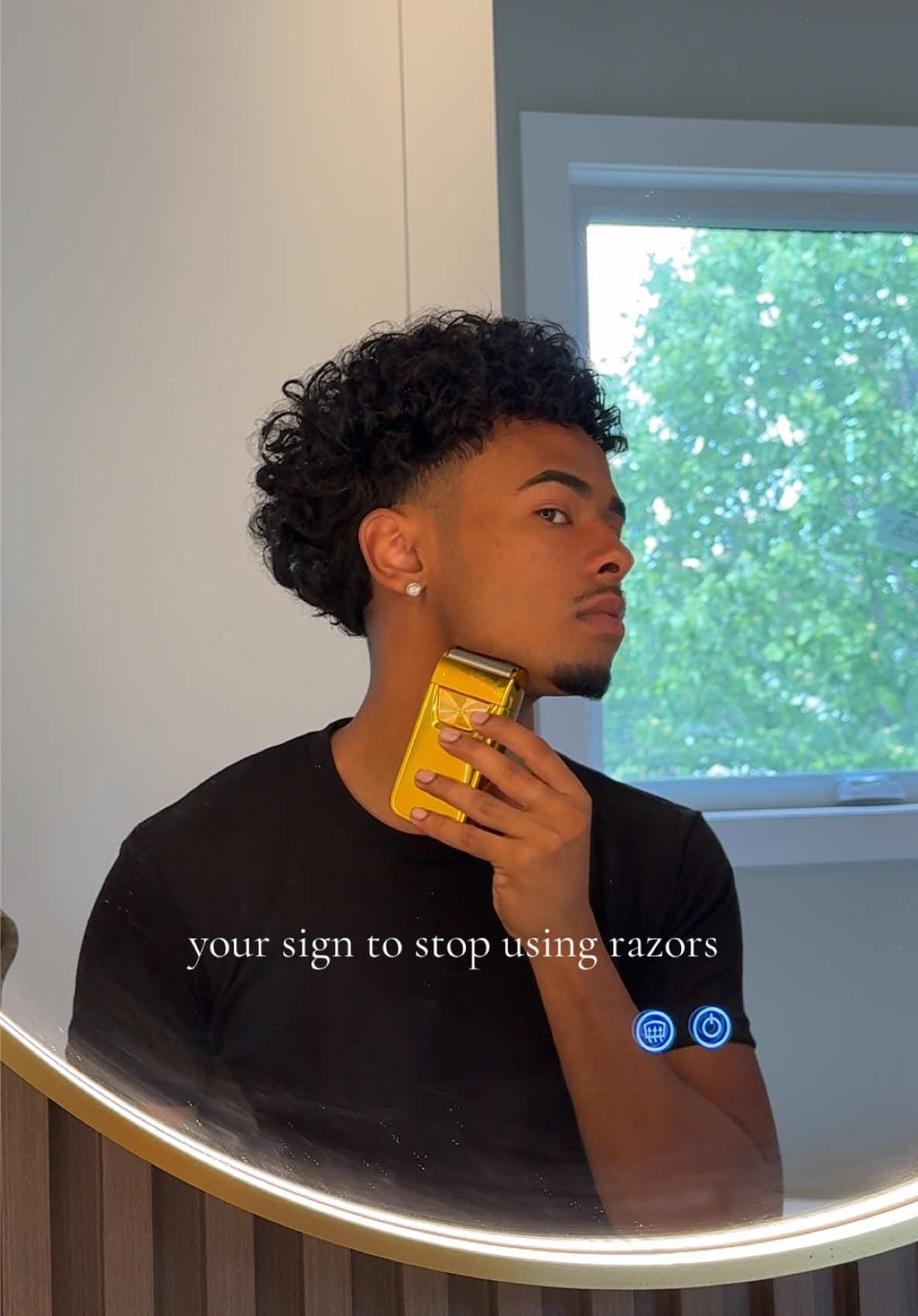 @Suazo