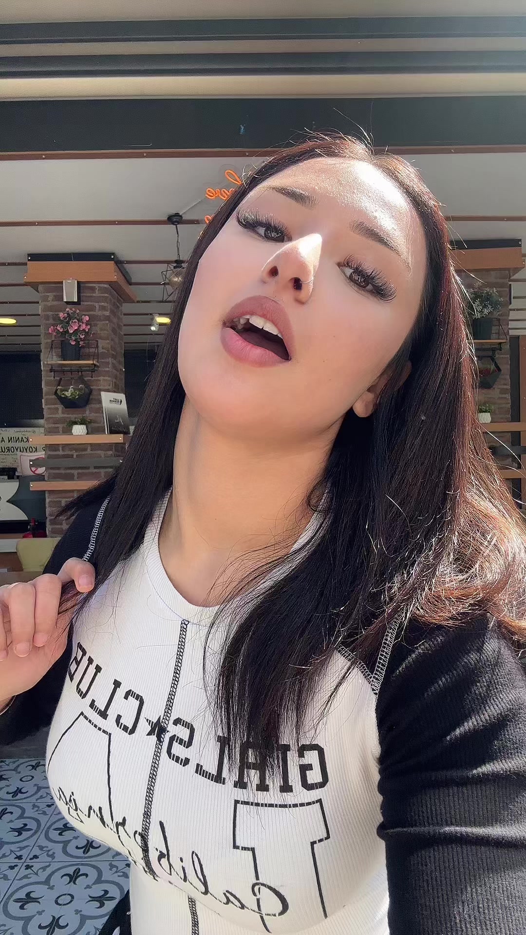 @zehratjk9