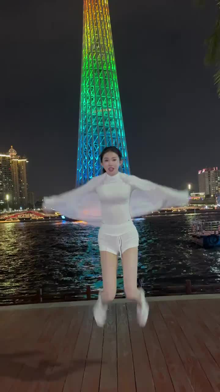 @Sally 雪莉 大笑笑