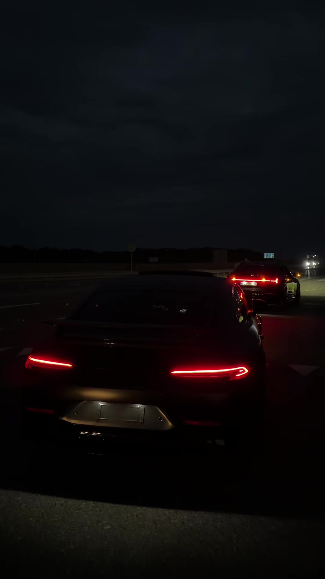 @𝘿𝙀𝙊𝙉𝙄𝙓