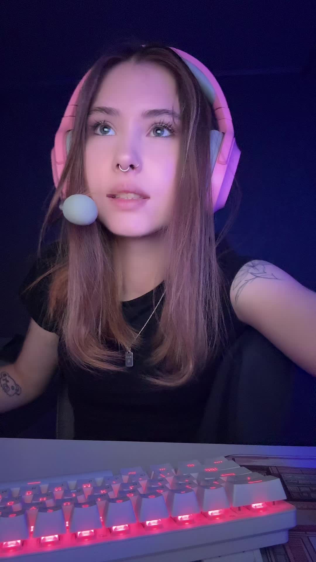 @🌻МИШЕЛЬ🌻