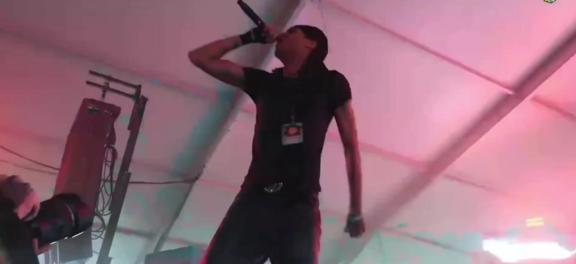 @UNEEK