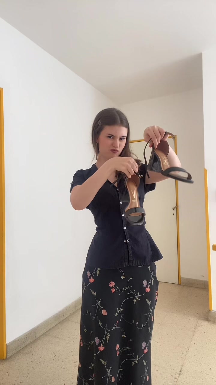 @Lara