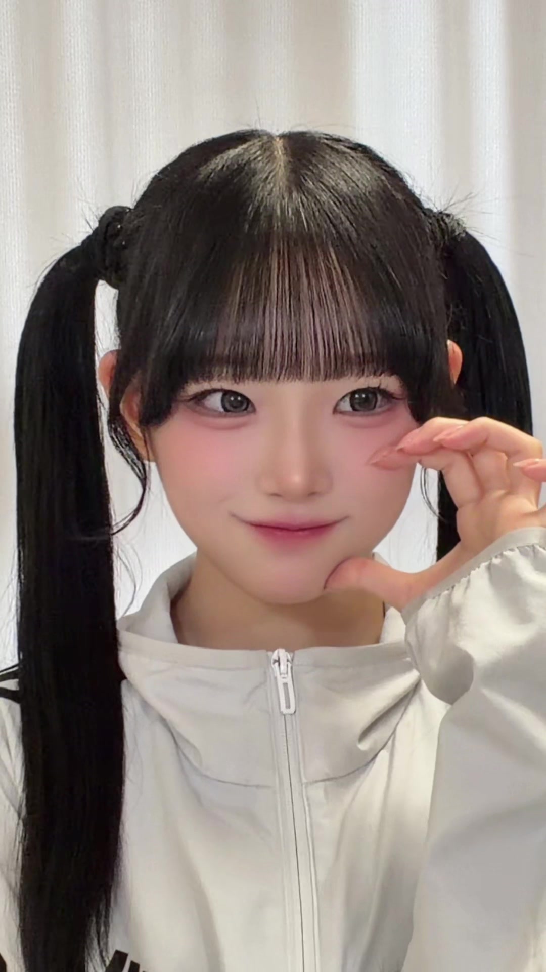 @점니