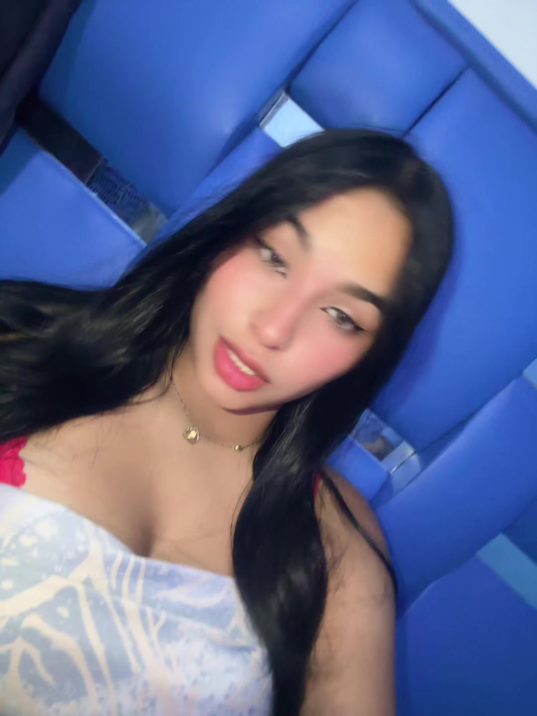 @Auri🫦