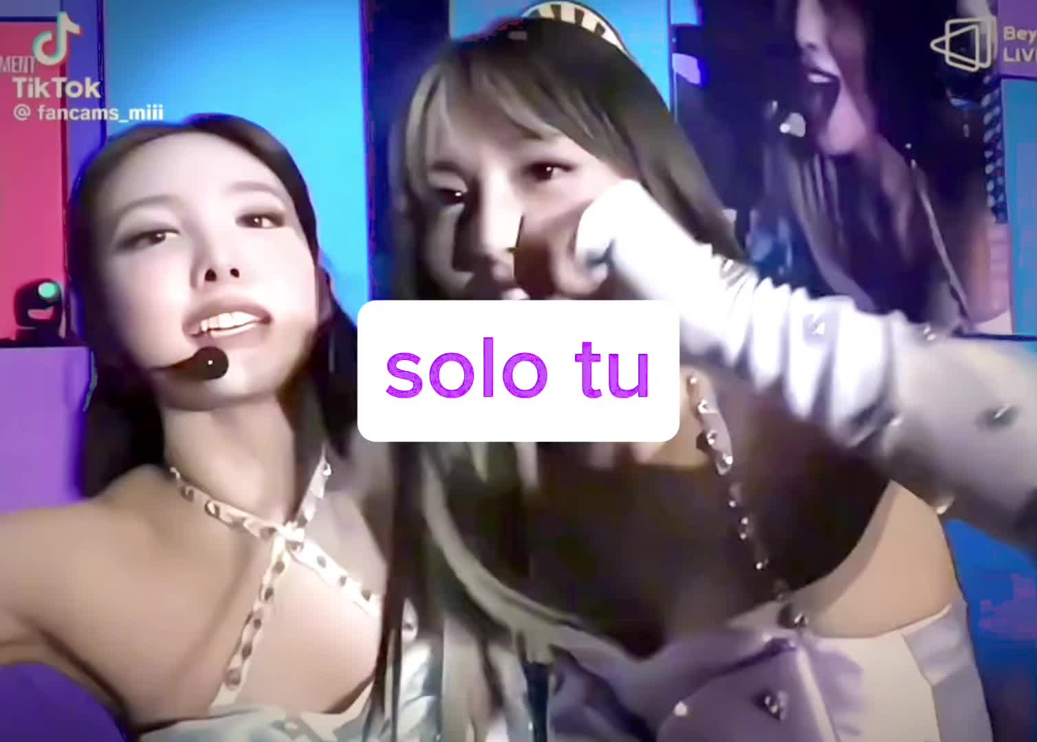 @ᥫ᭡ ..꩜🐰 naye🐰ᥫ᭡༘ ♡