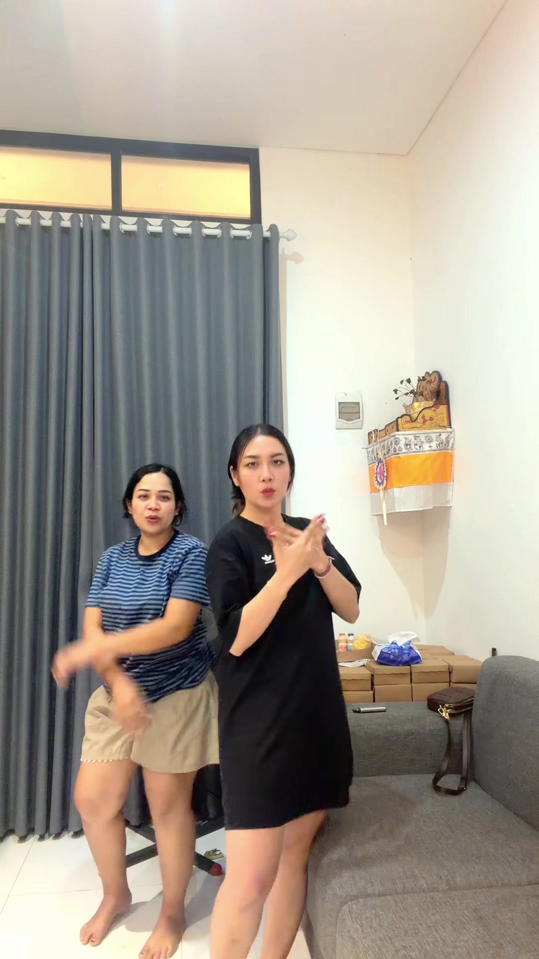 @Silvyadw