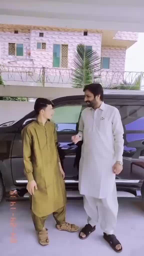 @Yawaz Khan