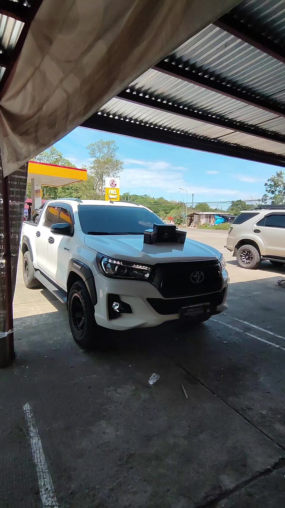 @Andre's Auto Accessories