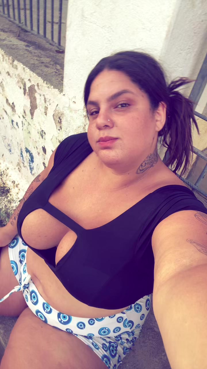 @Loiraa