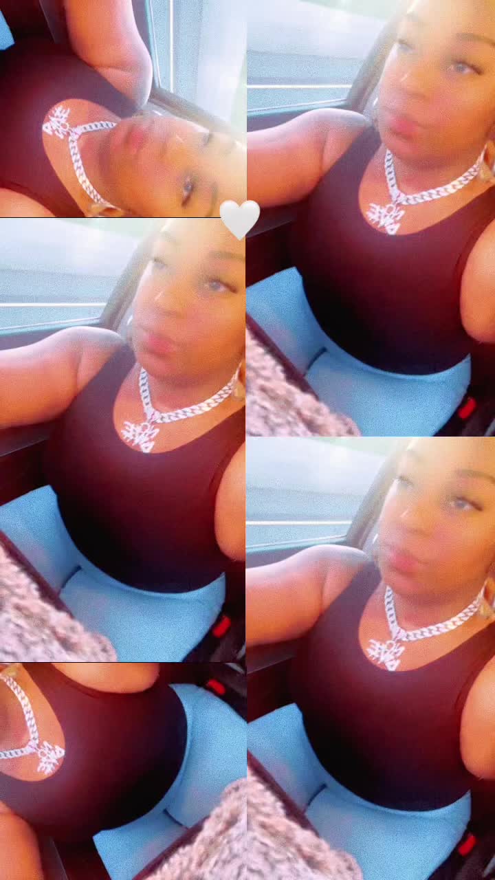 @DeePrettyThicc