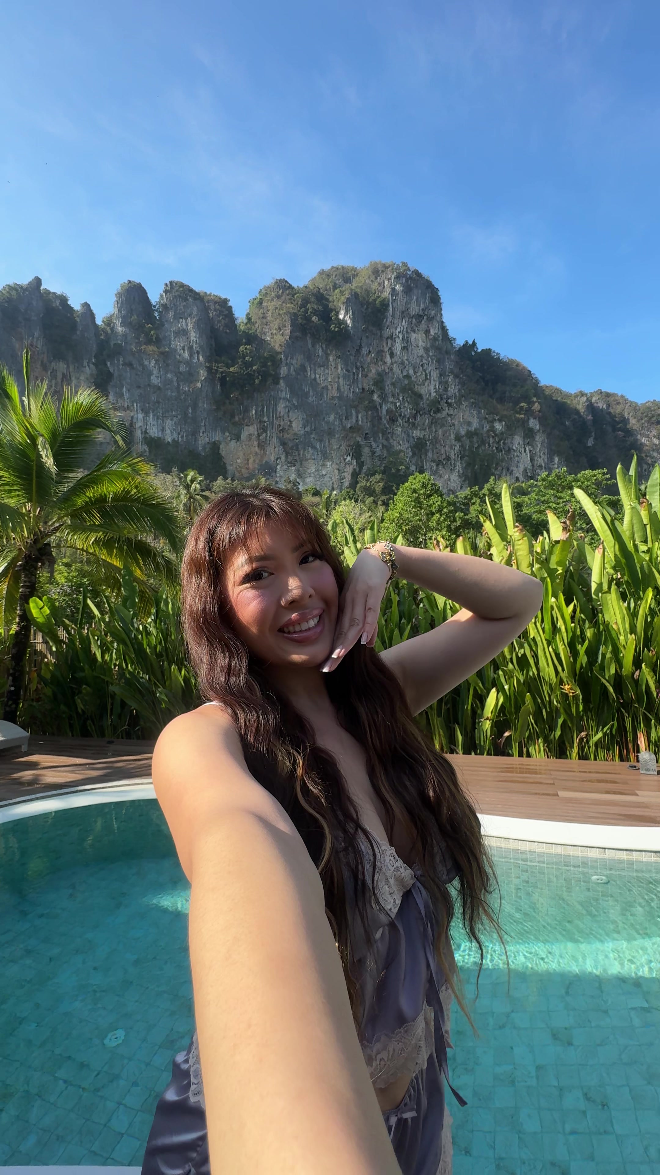 @Viv 🧿