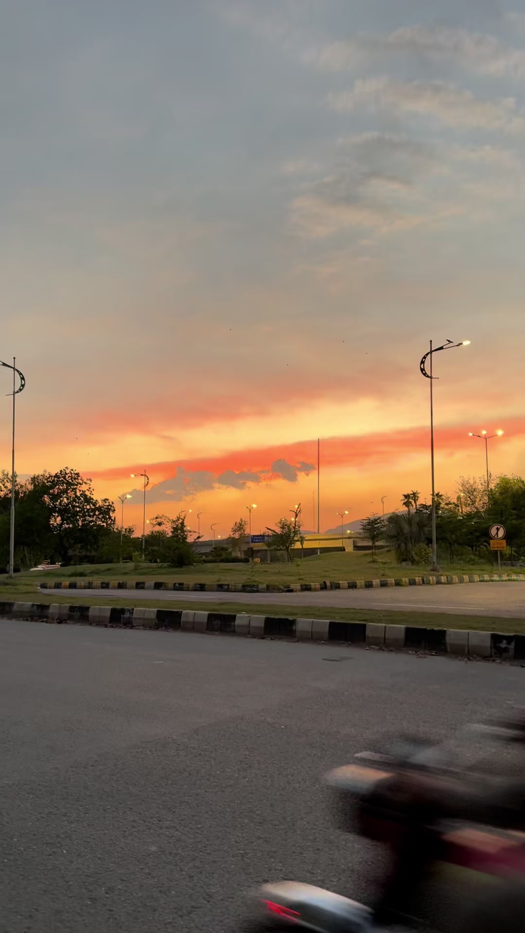 @Lahore mobile official