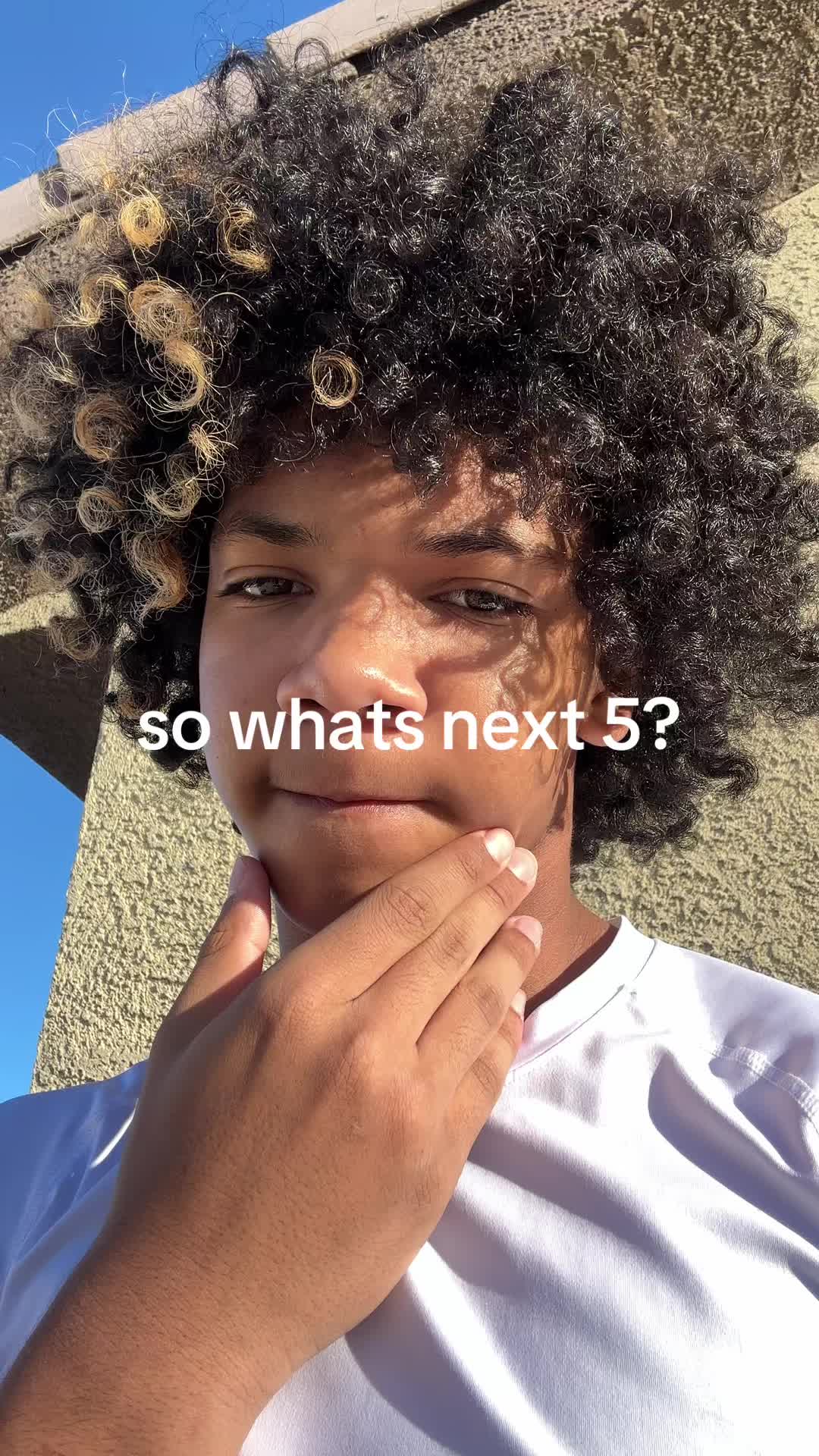 @️