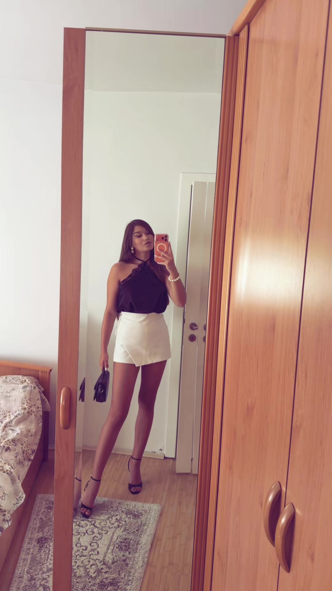 @vlaskovic