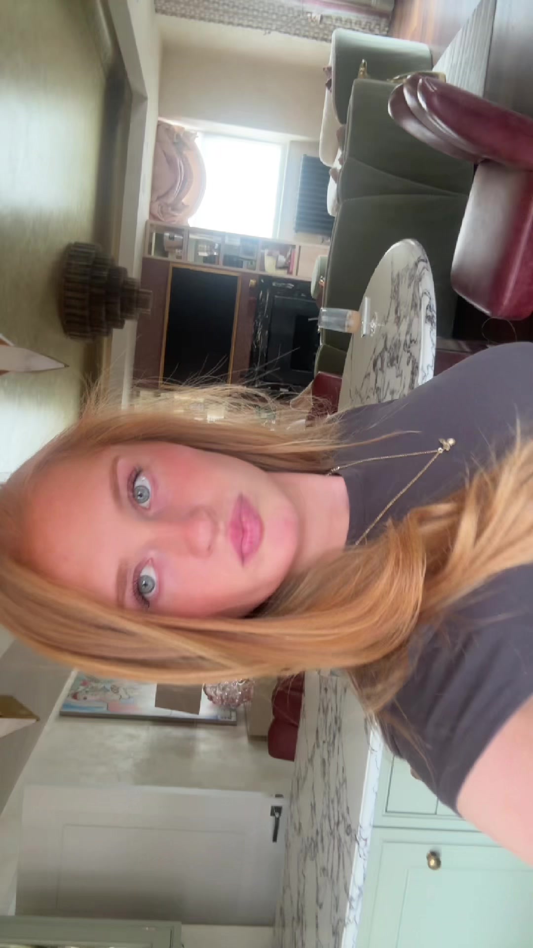 @PoppyWybrow