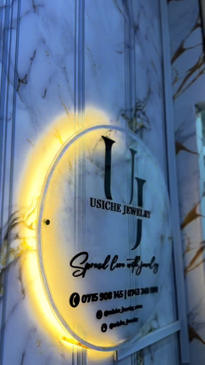@usiche_jewelry_store