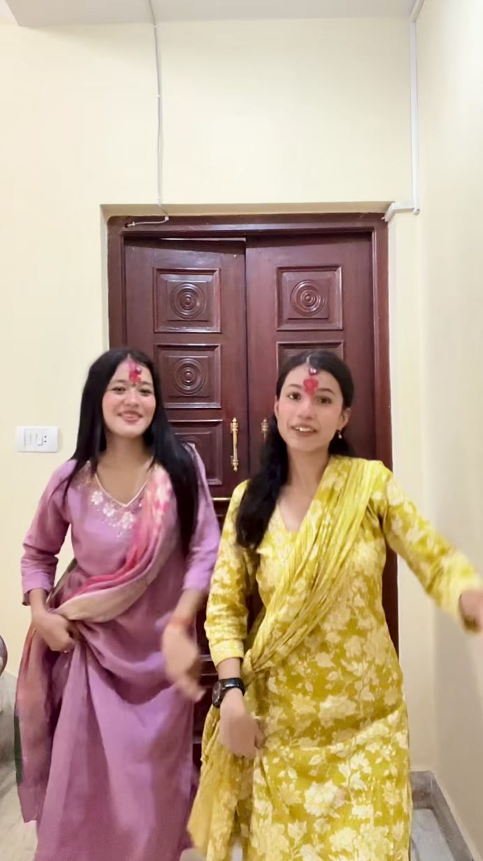 @LifewithDibinsha🌸