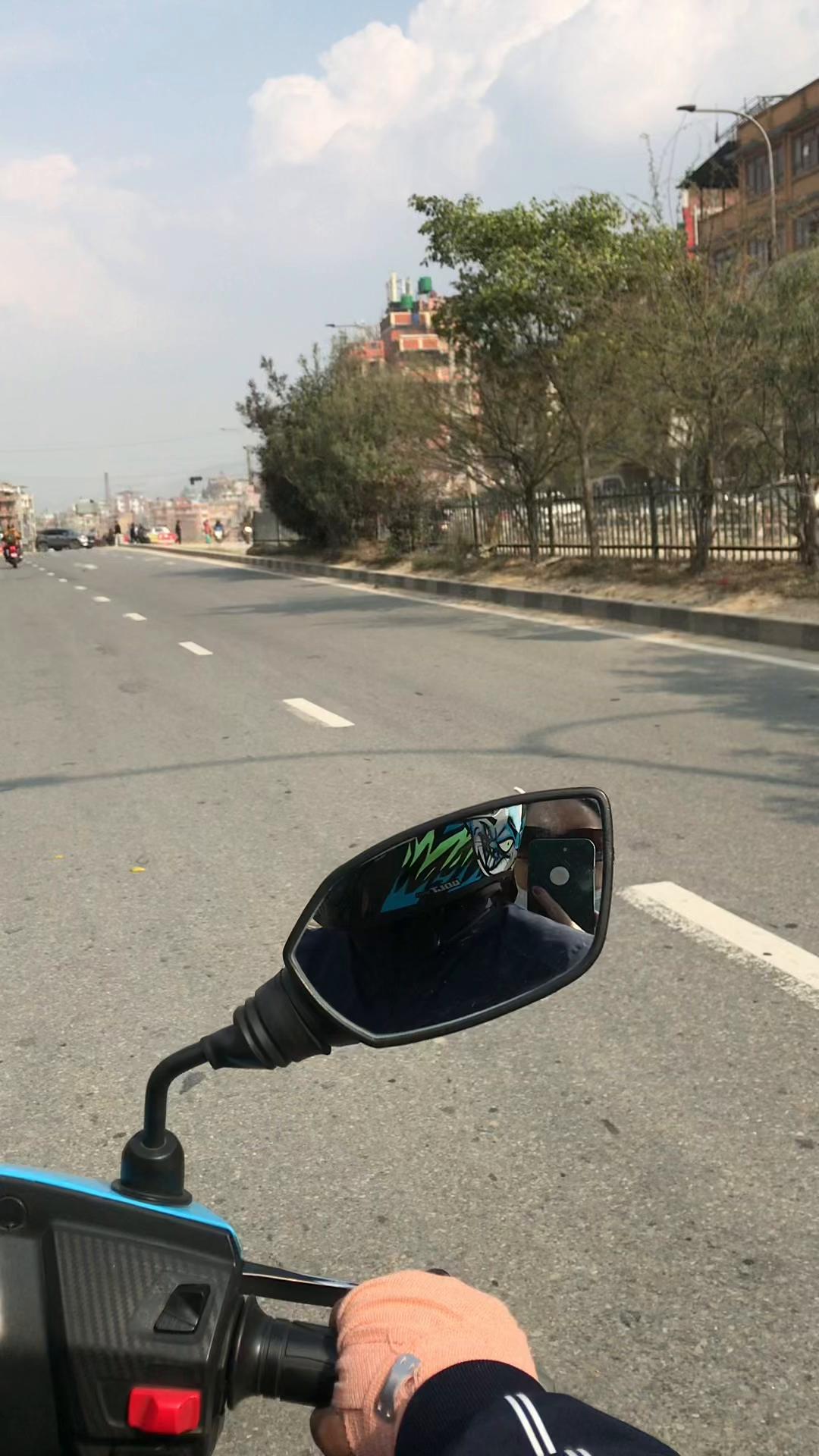 @Dhanu gurung🧿🇳🇵💫