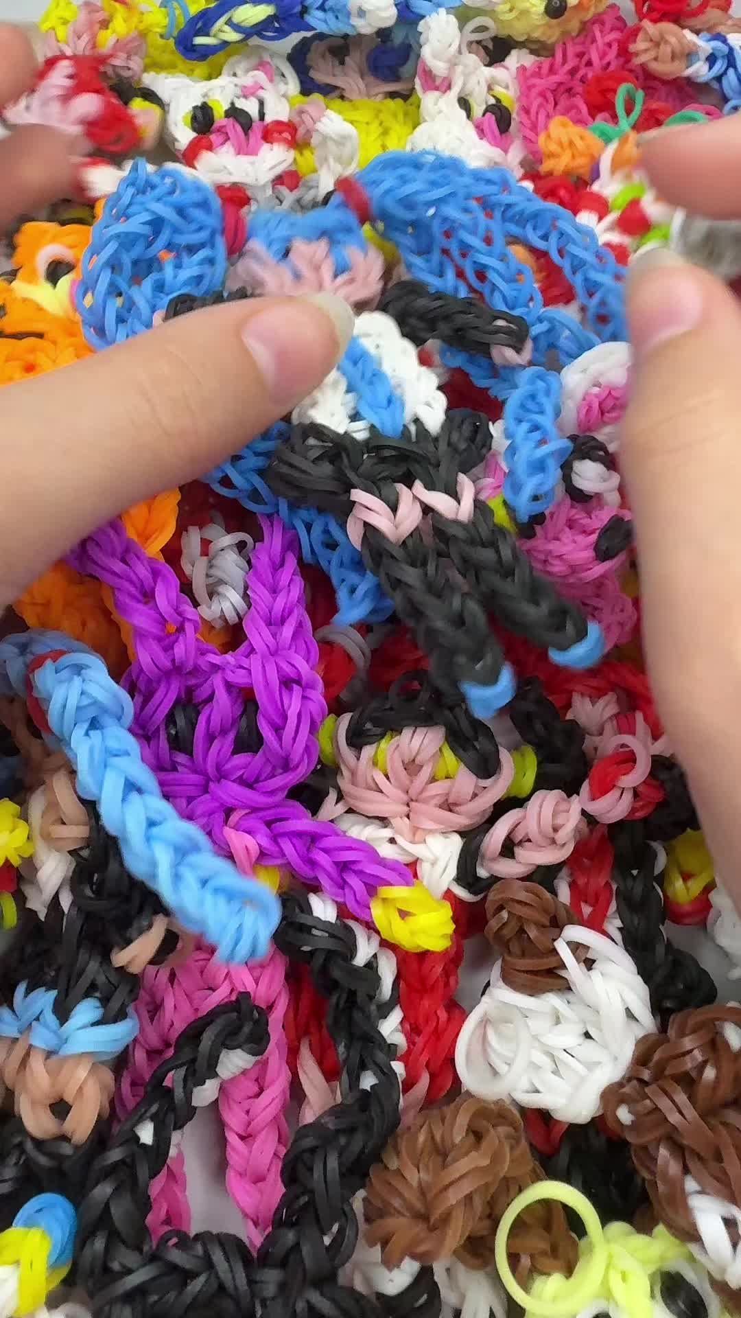 @Anyelis looms