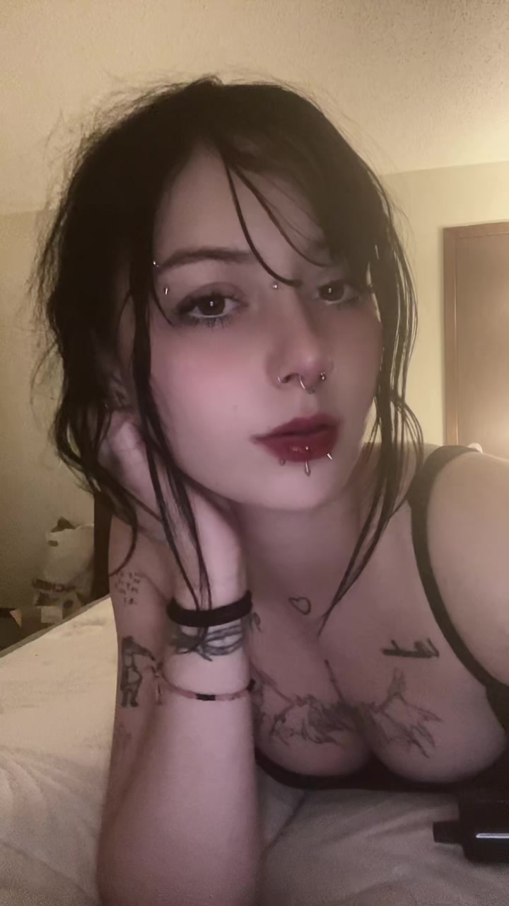 @mckaylee ≽^•༚• ྀི≼