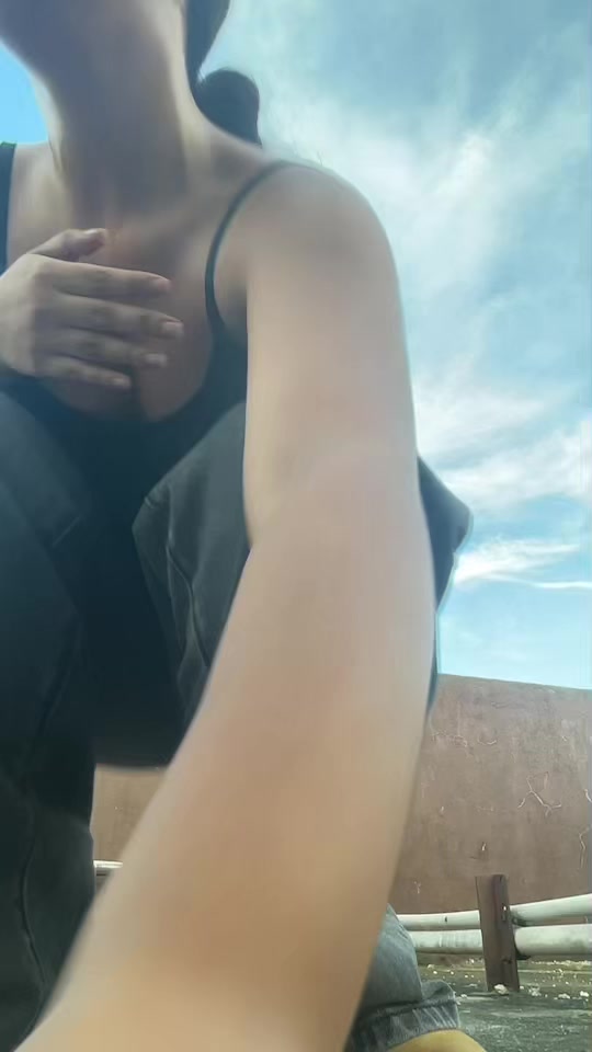 @Laleyy