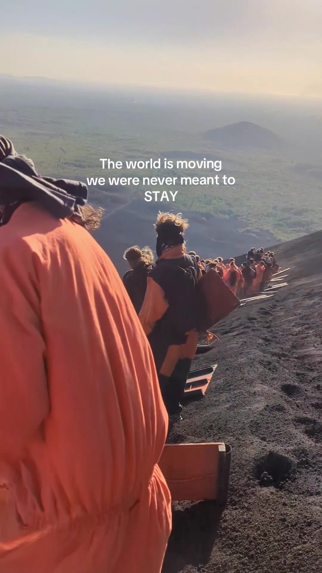 @Mac🌺🗺️| Solo Travel & UGC