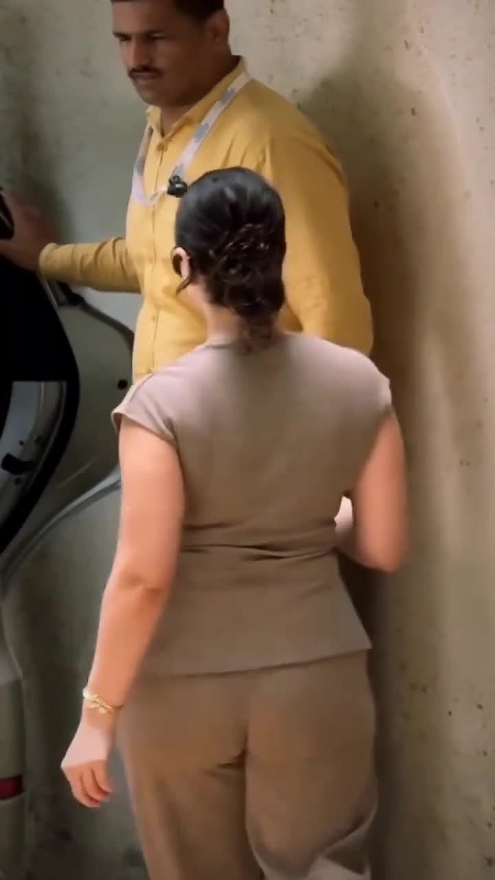 @Sara Tendulkar