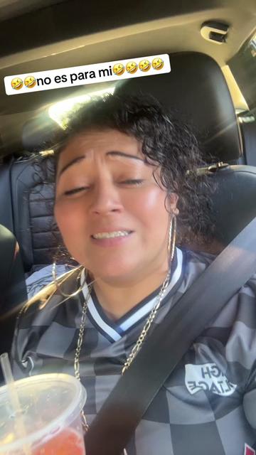 @karlahernandez2078