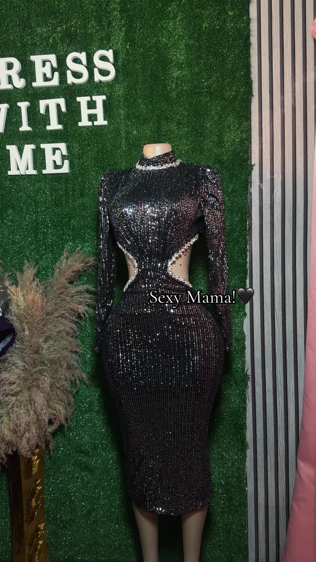@dresswithme_sm