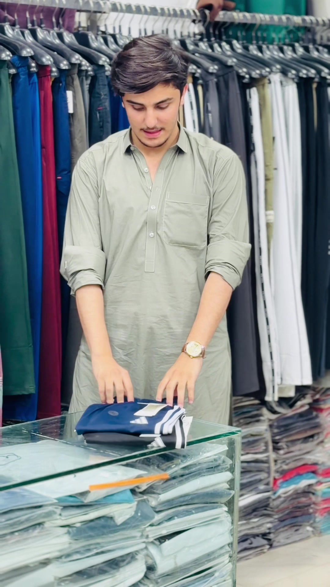 @FIT RIGHT GARMENTS
