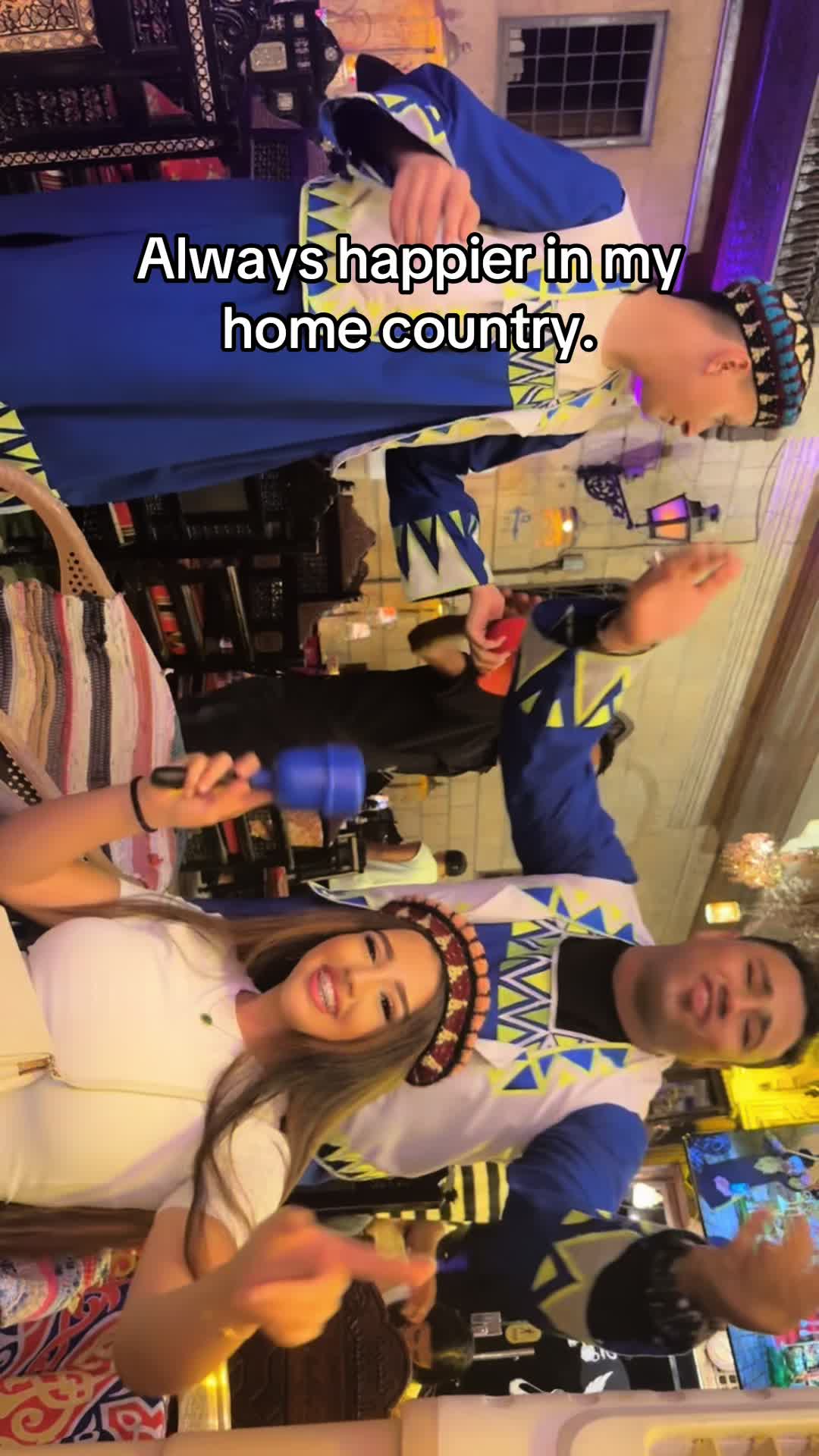 @لارا