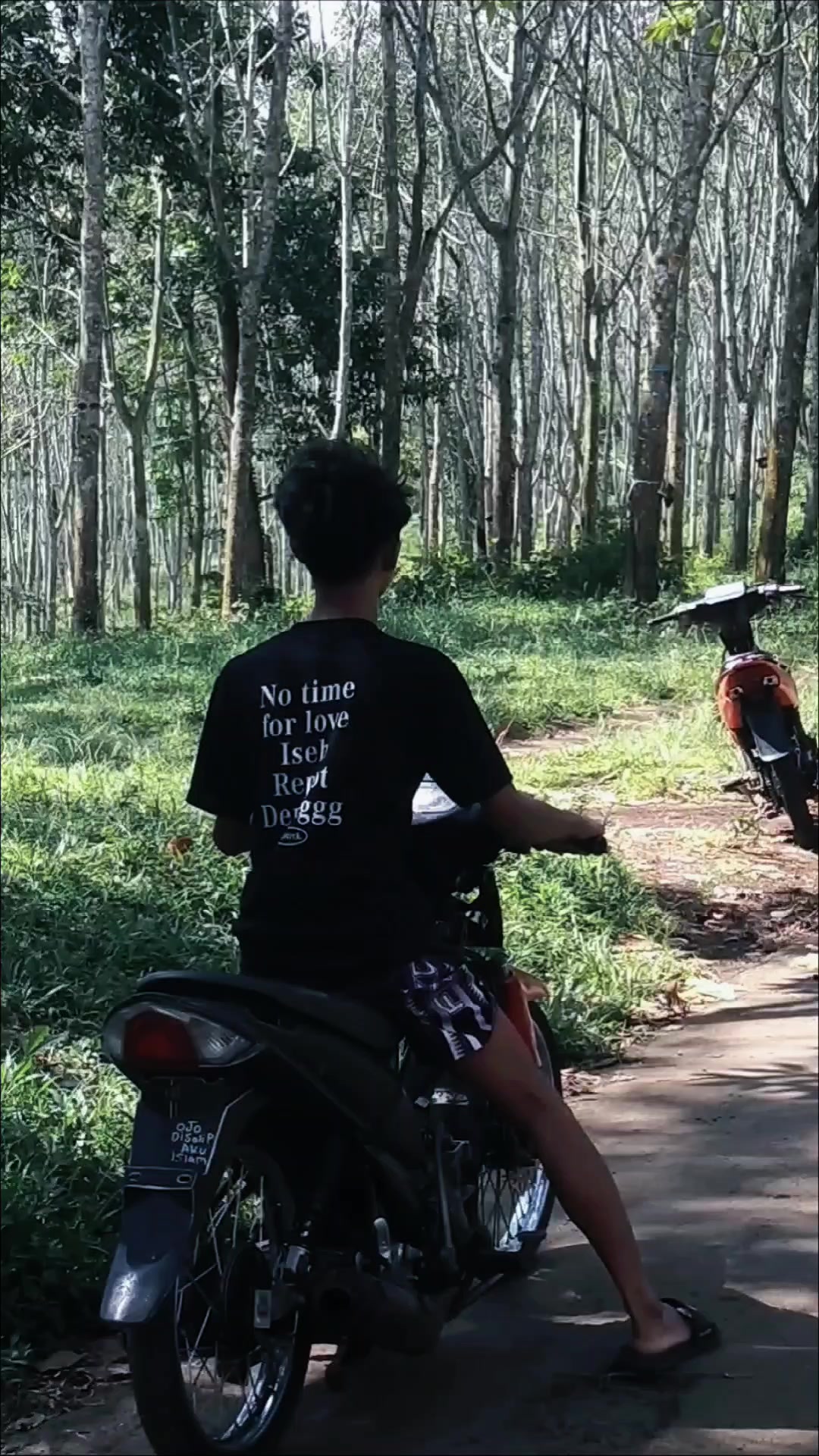 @๐ก๐๐ง๐๐ซ๐๐ซ๐๐๐ข๐๐ซ๐ญ๐ฅ