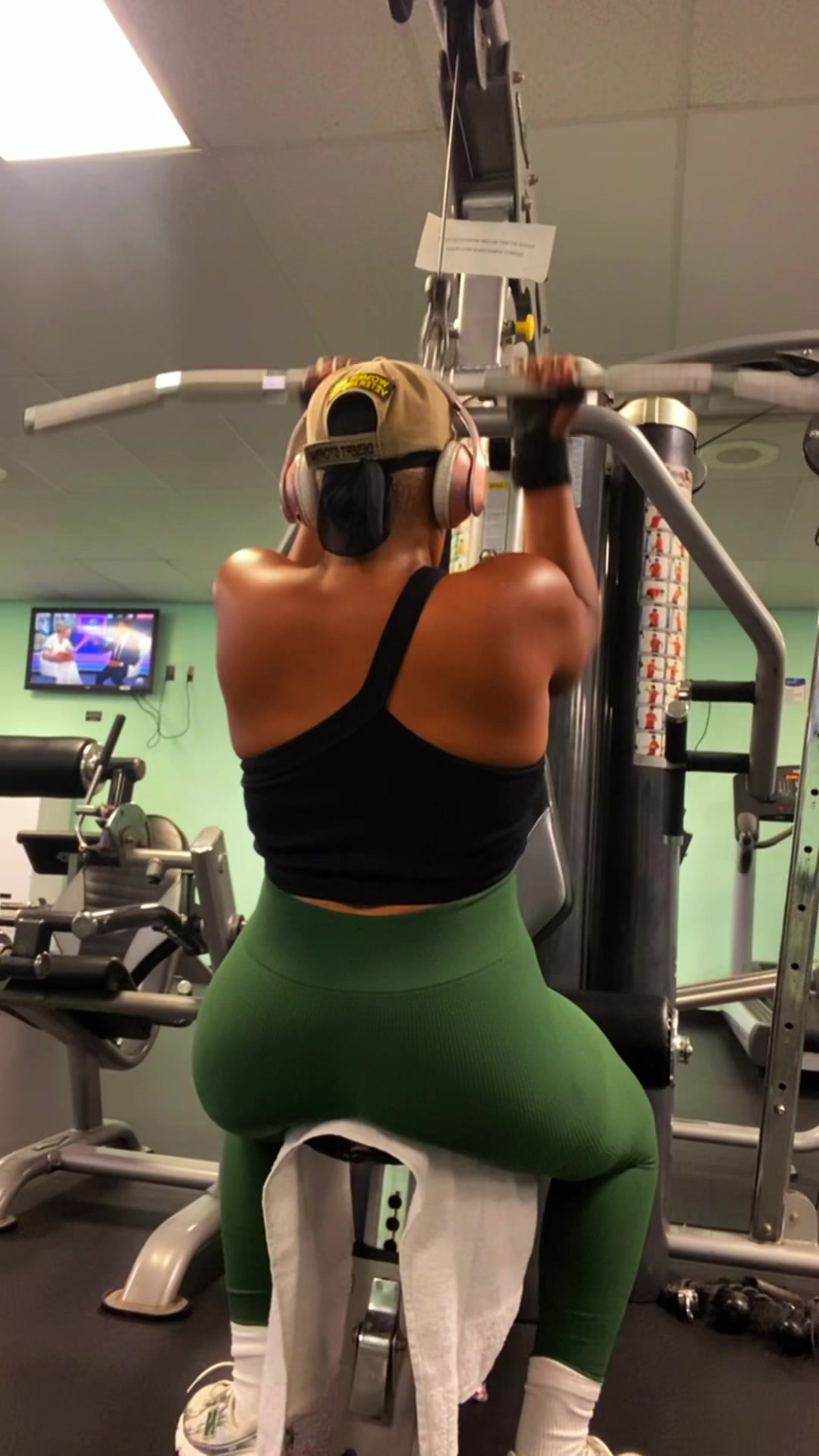 @RichAuntieVibe