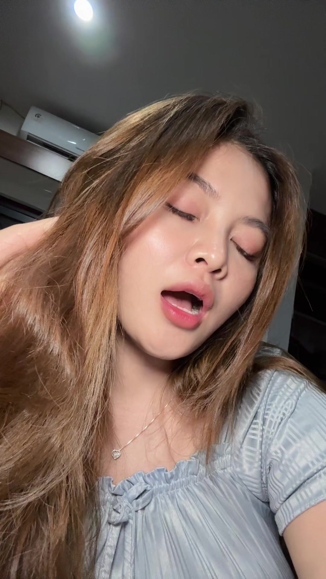 @Clara